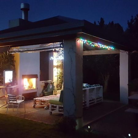 Апартаменты Camcott Farm Мастертон Экстерьер фото